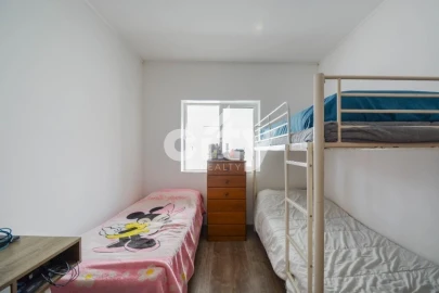 Apartamento T2 para Venda em Baixa da Banheira e Vale da Amoreira