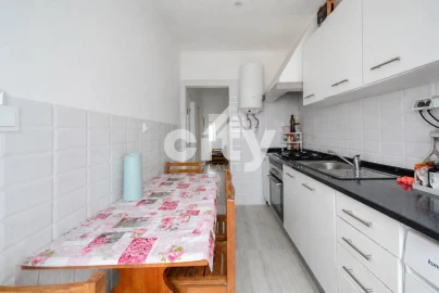 Apartamento T2 para Venda em Baixa da Banheira e Vale da Amoreira