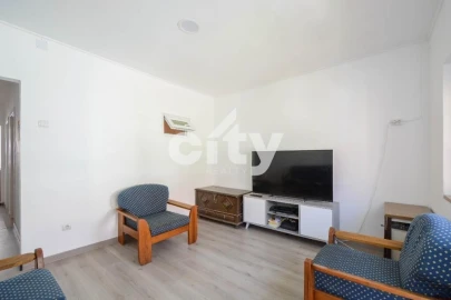Apartamento T2 para Venda em Baixa da Banheira e Vale da Amoreira