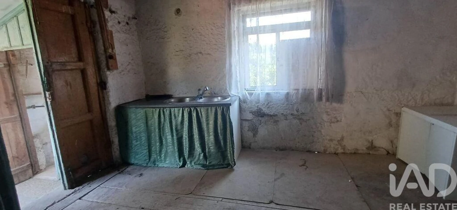 Moradia para Venda em Fonte Arcada Foto 9