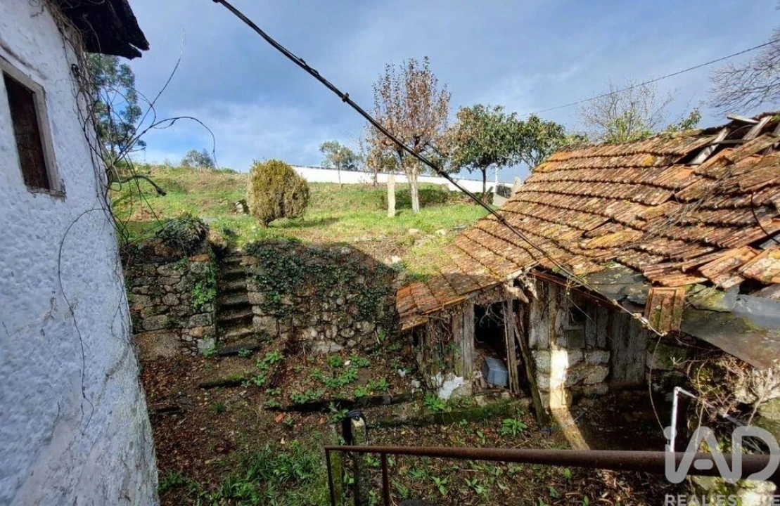 Moradia para Venda em Fonte Arcada Foto 7