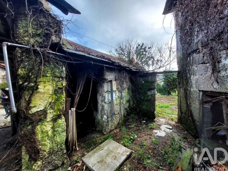 Moradia para Venda em Fonte Arcada Foto 8