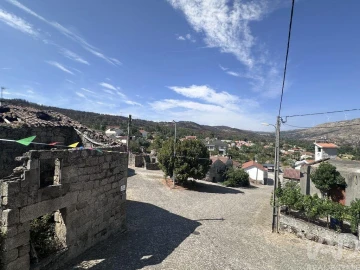 Moradia para Venda em Reboleiro