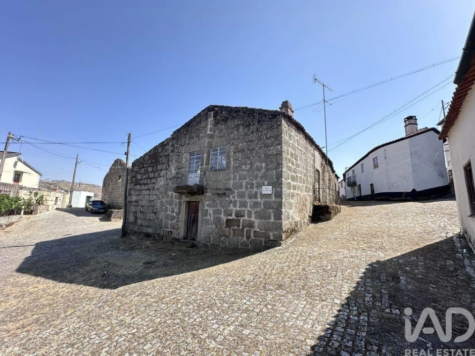 Moradia para Venda em Reboleiro Foto 11