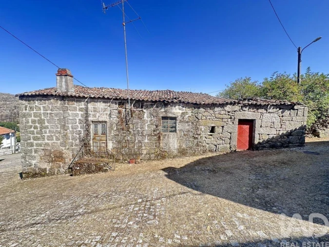 Moradia para Venda em Reboleiro Foto 3