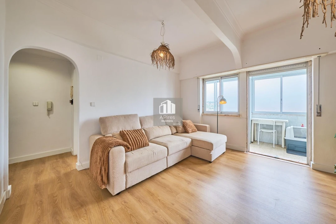 Apartamento T1 para Venda em Costa da Caparica Foto 5