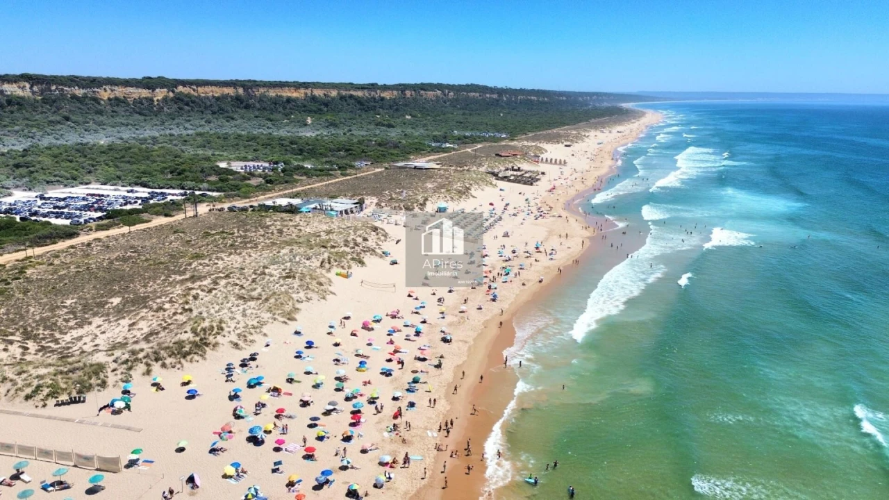 Apartamento T1 para Venda em Costa da Caparica Foto 35