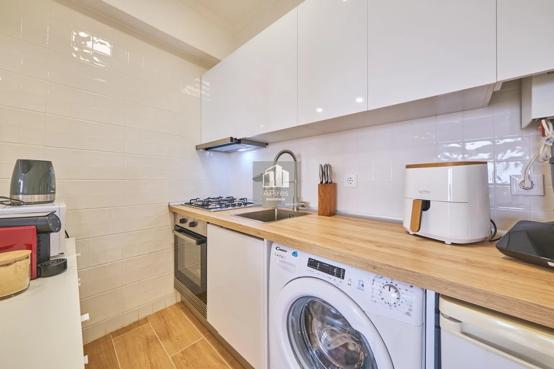 Apartamento T1 para Venda em Costa da Caparica Foto 13