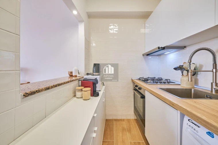 Apartamento T1 para Venda em Costa da Caparica Foto 14