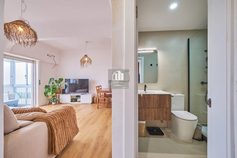 Apartamento T1 para Venda em Costa da Caparica Foto 3