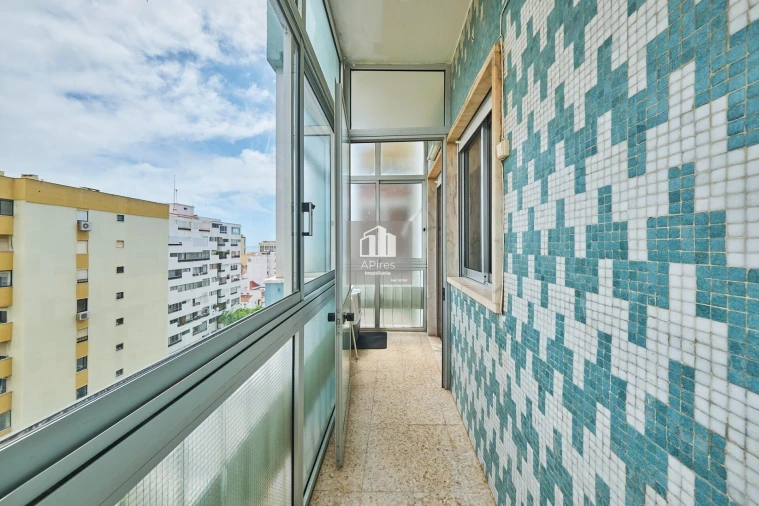 Apartamento T1 para Venda em Costa da Caparica Foto 19