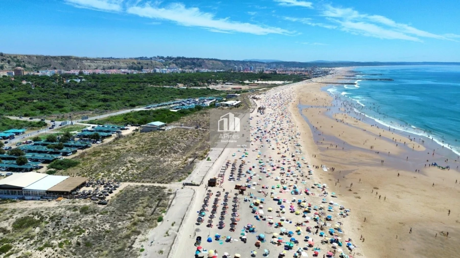 Apartamento T1 para Venda em Costa da Caparica Foto 39