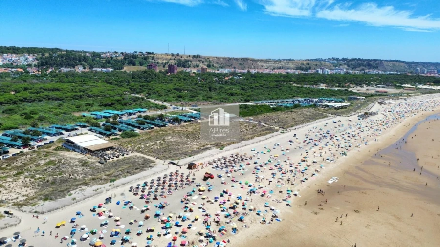 Apartamento T1 para Venda em Costa da Caparica Foto 40