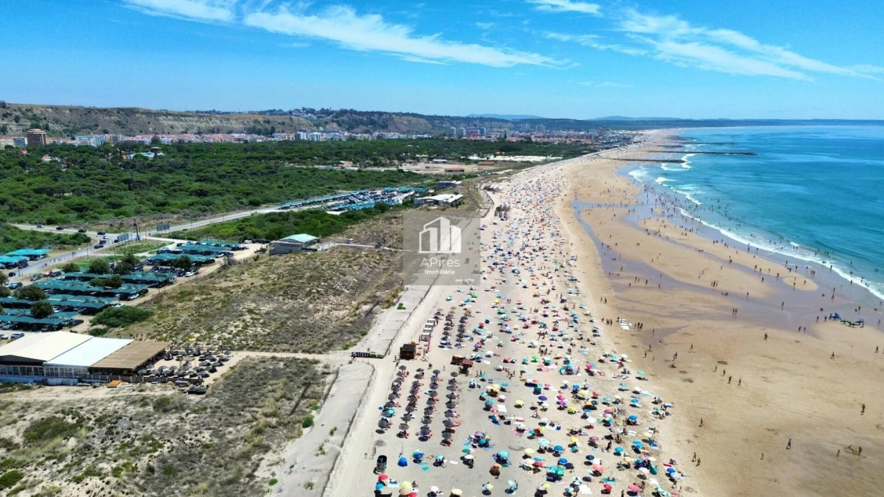 Apartamento T1 para Venda em Costa da Caparica Foto 39