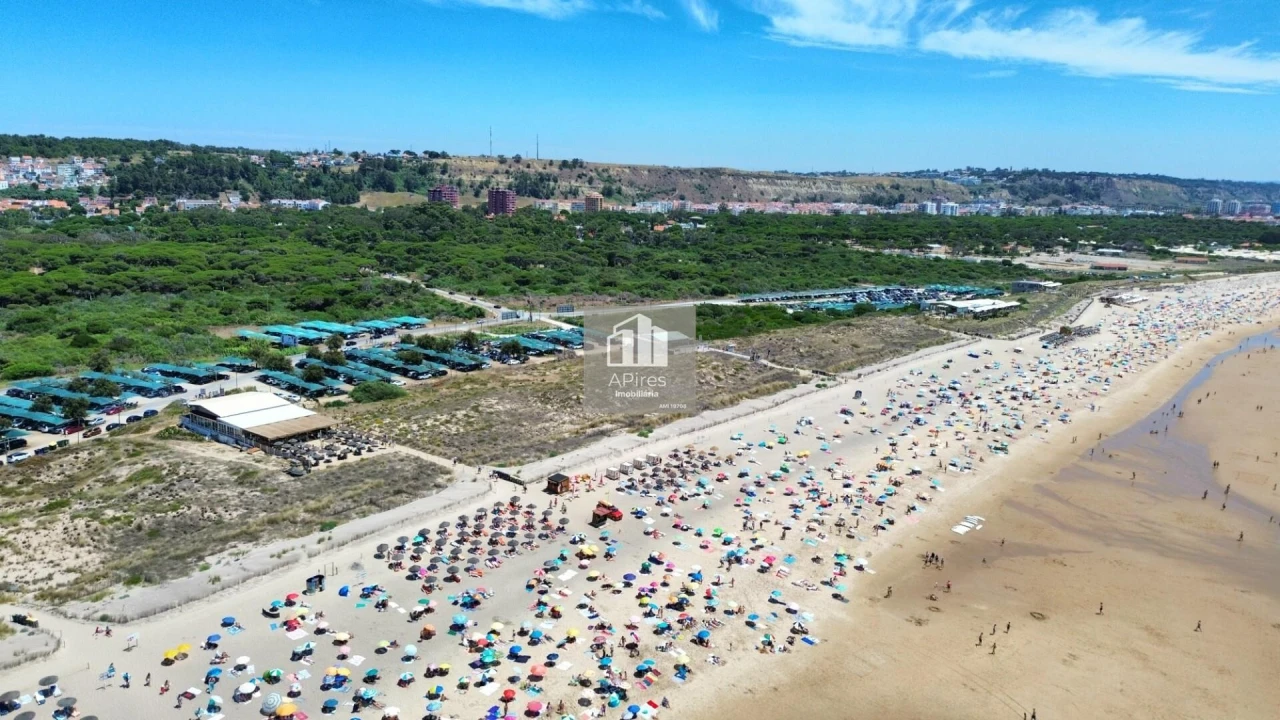 Apartamento T1 para Venda em Costa da Caparica Foto 40