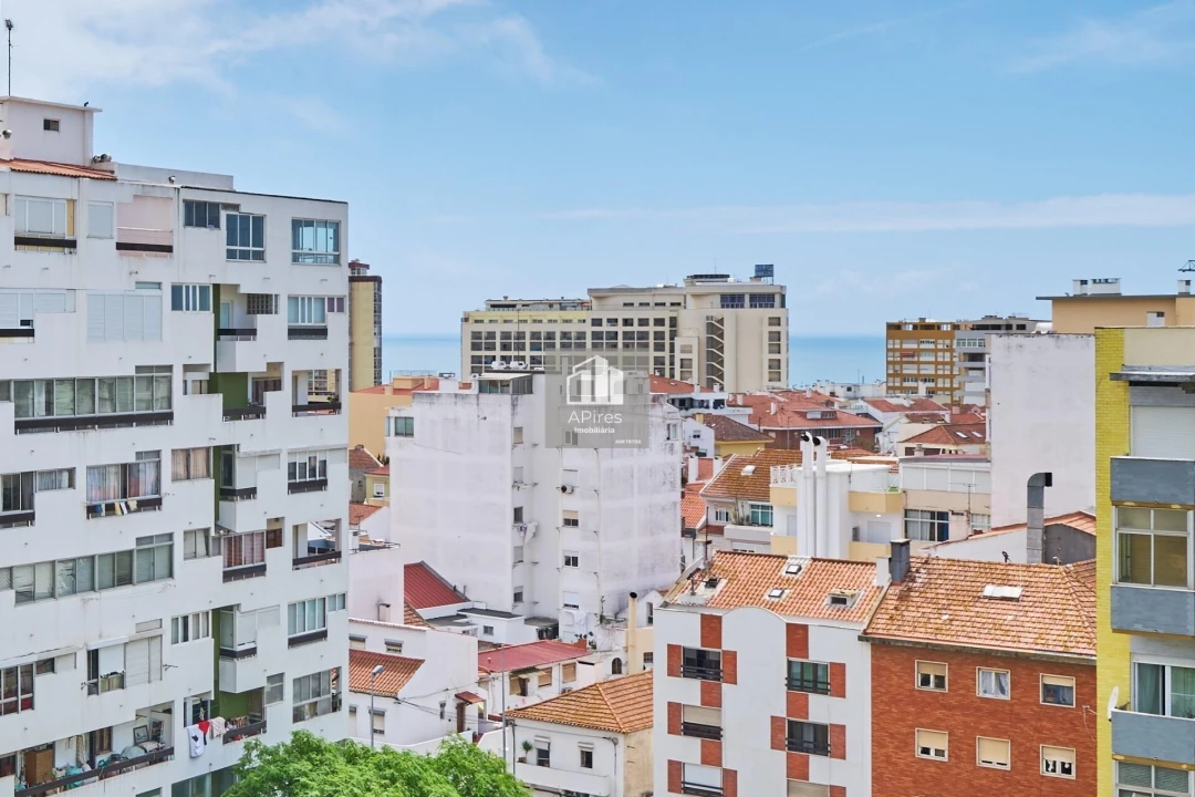 Apartamento T1 para Venda em Costa da Caparica Foto 28