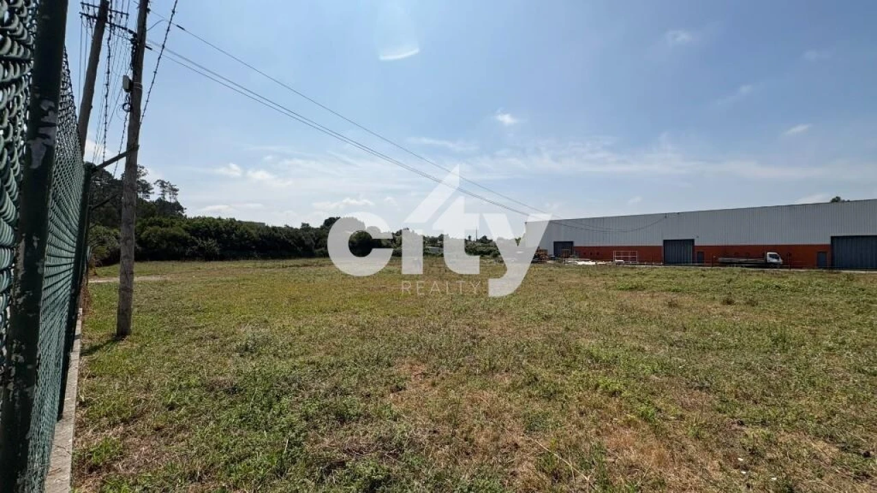 Terreno para Venda em Castêlo da Maia Foto 22