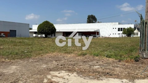 Terreno para Venda em Castêlo da Maia