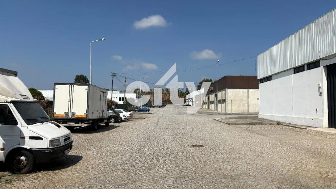 Terreno para Venda em Castêlo da Maia Foto 26