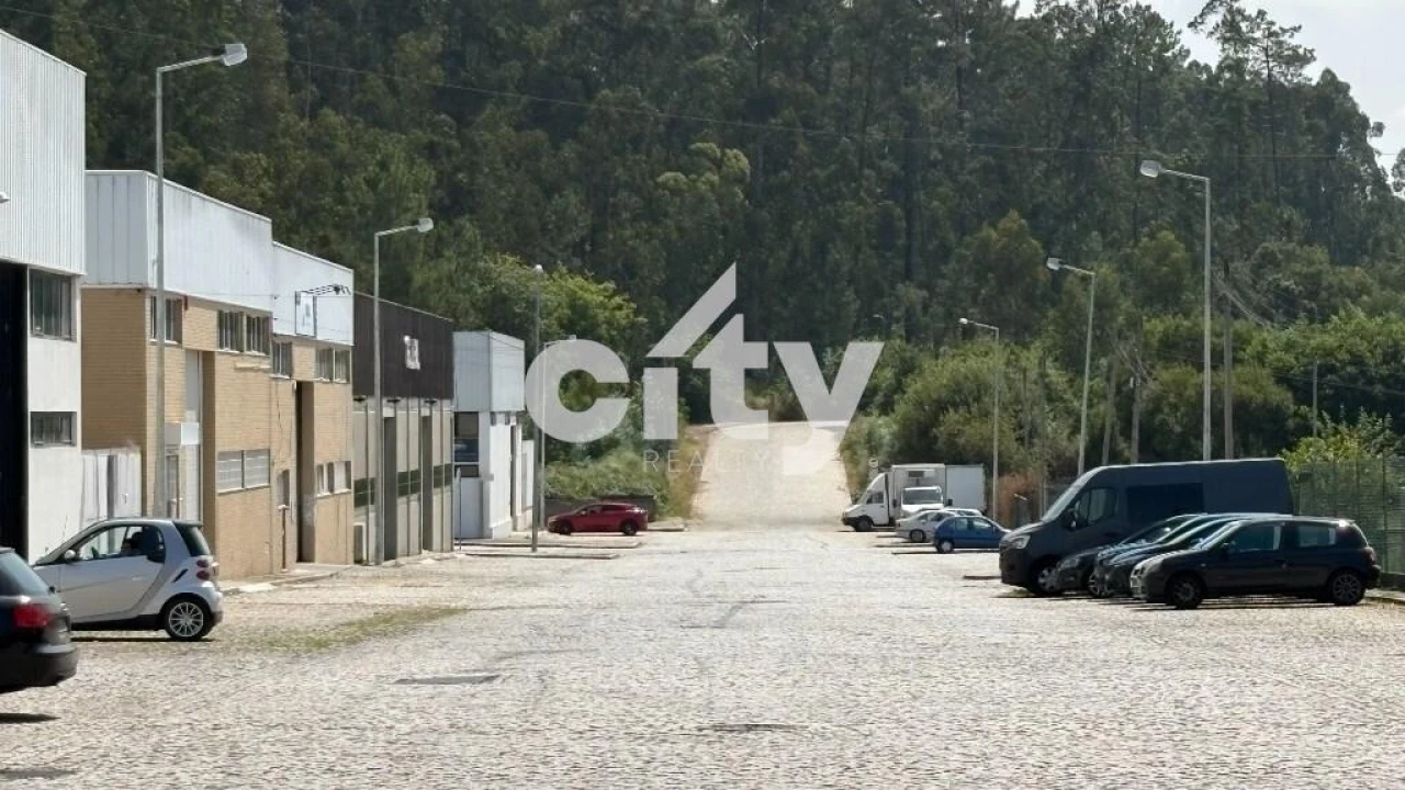 Terreno para Venda em Castêlo da Maia Foto 20