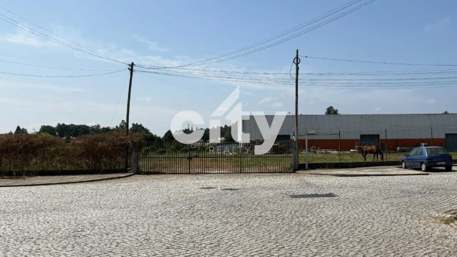 Terreno para Venda em Castêlo da Maia Foto 23