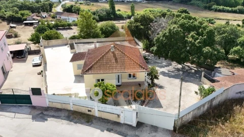 Moradia T3 para Venda em Asseiceira