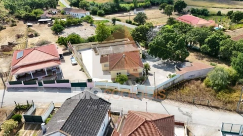 Moradia T3 para Venda em Asseiceira