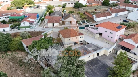 Moradia T3 para Venda em Asseiceira