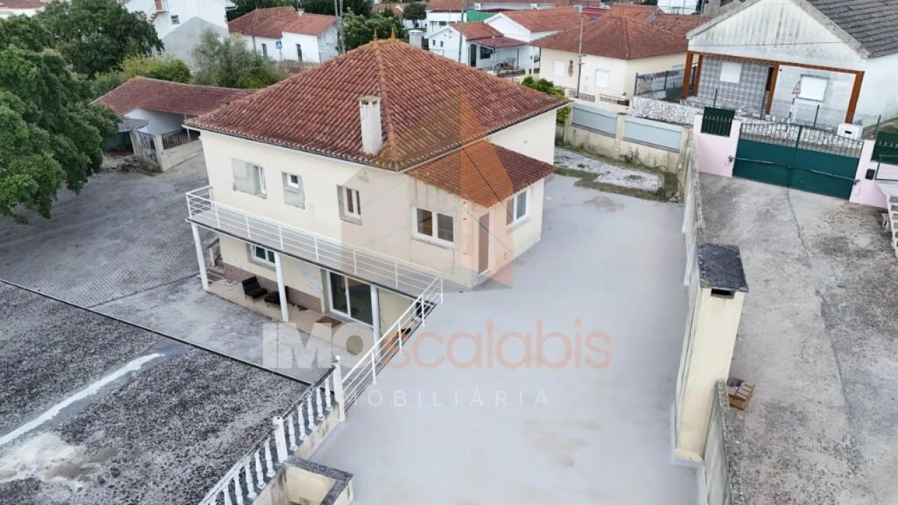 Moradia T3 para Venda em Asseiceira Foto 37