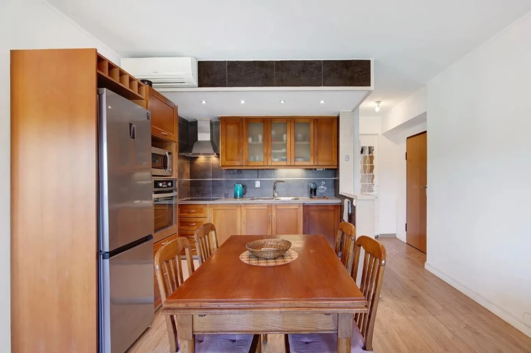 Apartamento T2 para Venda em Quarteira Foto 6