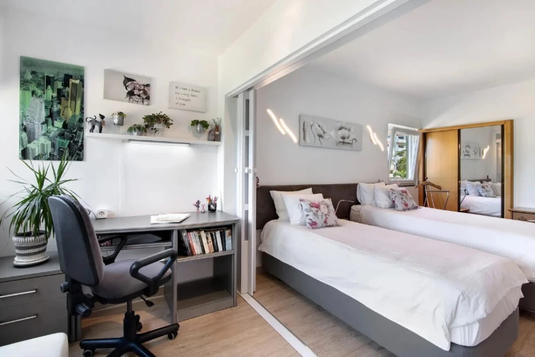 Apartamento T2 para Venda em Quarteira Foto 16
