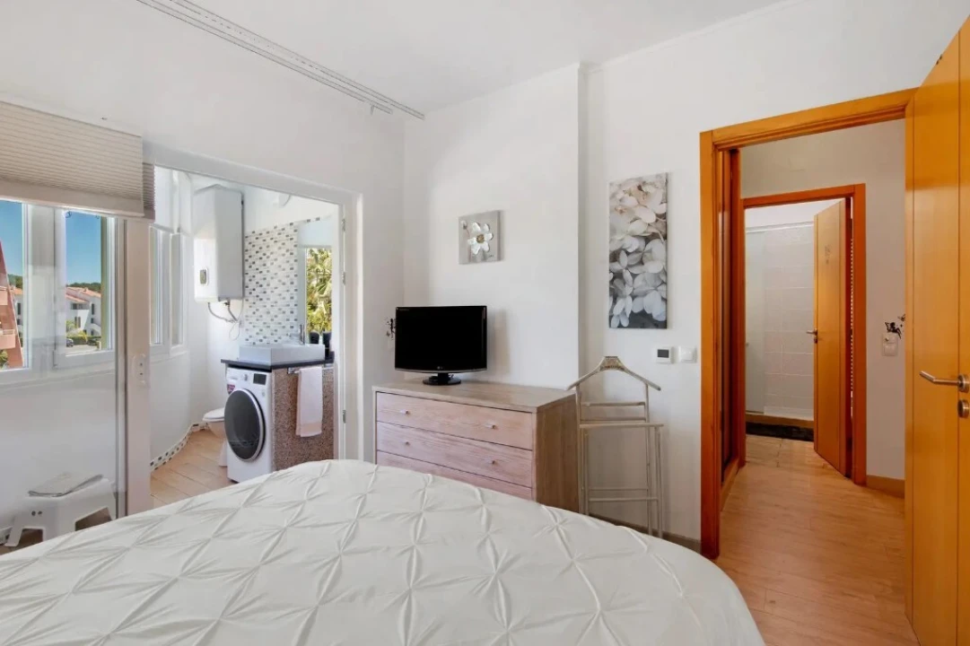 Apartamento T2 para Venda em Quarteira Foto 12