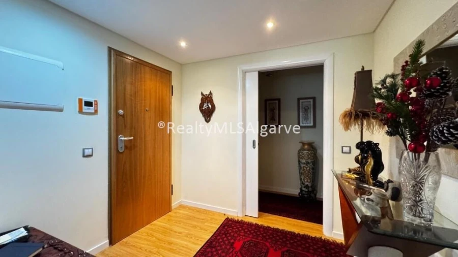 Apartamento T3 para Venda em Faro (Sé e São Pedro) Foto 9