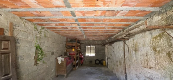 Moradia T1 para Venda em Mosteiro