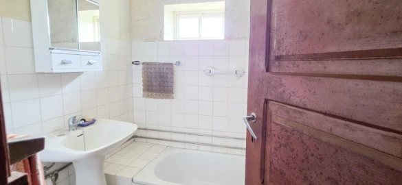 Moradia T1 para Venda em Mosteiro
