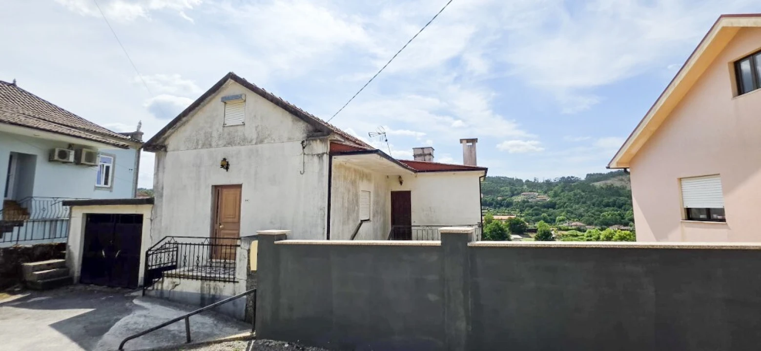Moradia T1 para Venda em Mosteiro Foto 29