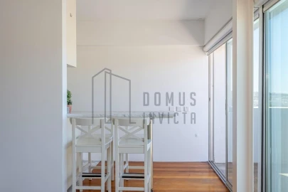 Apartamento T1 para Venda em Lordelo do Ouro e Massarelos