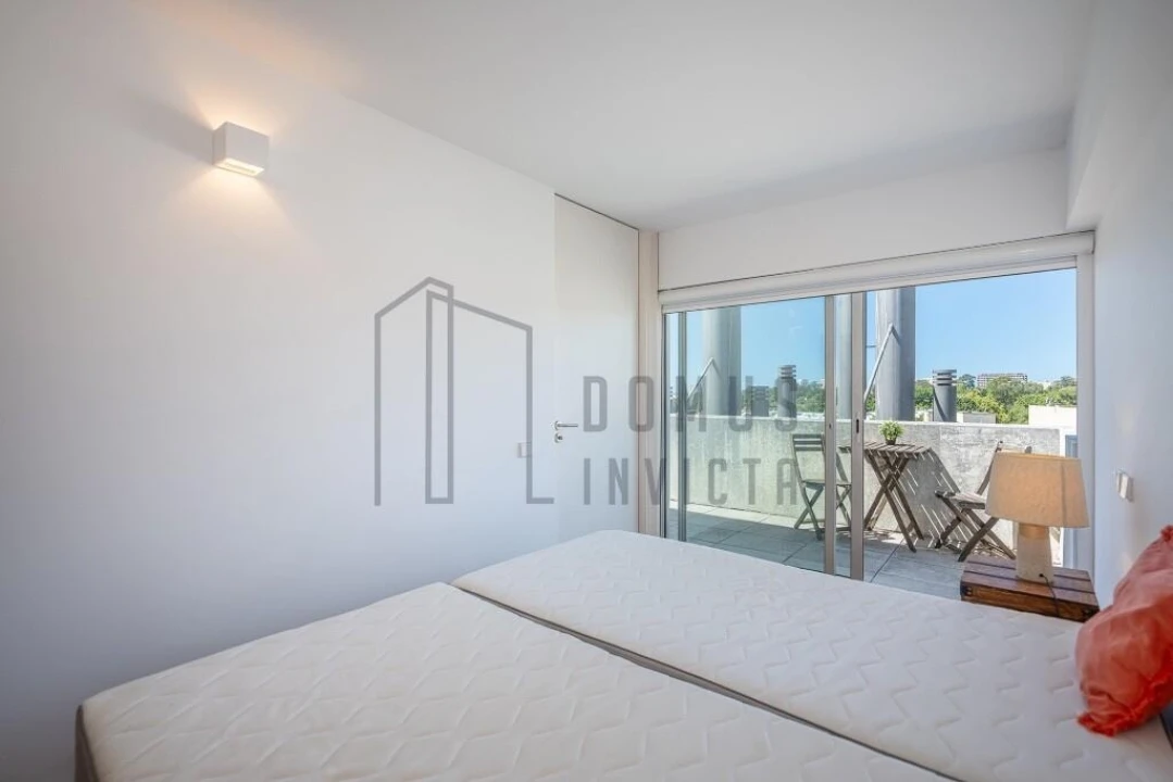 Apartamento T1 para Venda em Lordelo do Ouro e Massarelos Foto 15