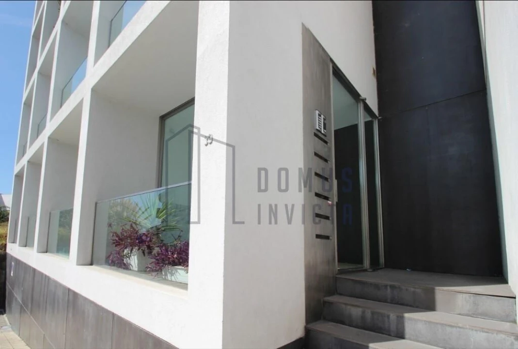 Apartamento T1 para Venda em Lordelo do Ouro e Massarelos Foto 23
