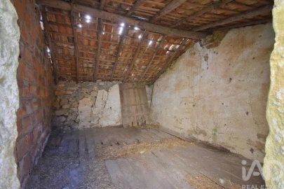 Moradia para Venda em São Miguel, Santa Eufémia e Rabaçal