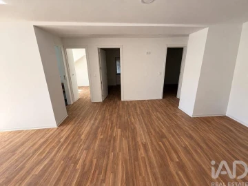 Moradia T3 para Venda em Arcozelo