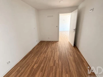 Moradia T3 para Venda em Arcozelo