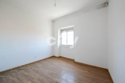 Apartamento T2 para Venda em Falagueira-Venda Nova