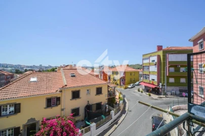 Apartamento T2 para Venda em Falagueira-Venda Nova