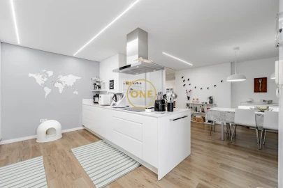 Apartamento T4 para Venda em Bougado (São Martinho e Santiago)