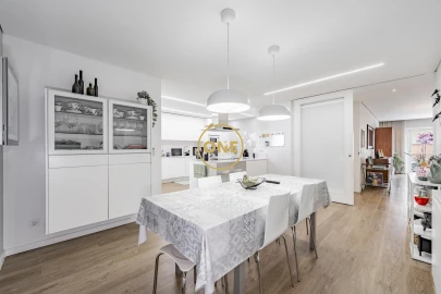 Apartamento T4 para Venda em Bougado (São Martinho e Santiago)