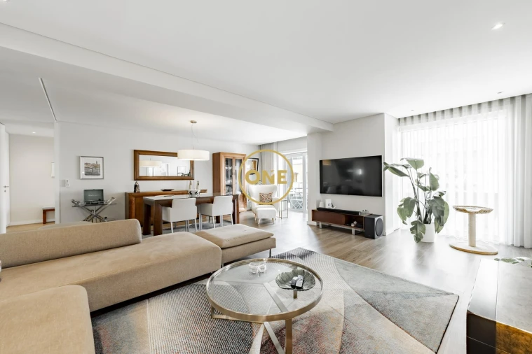 Apartamento T4 para Venda em Bougado (São Martinho e Santiago) Foto 2