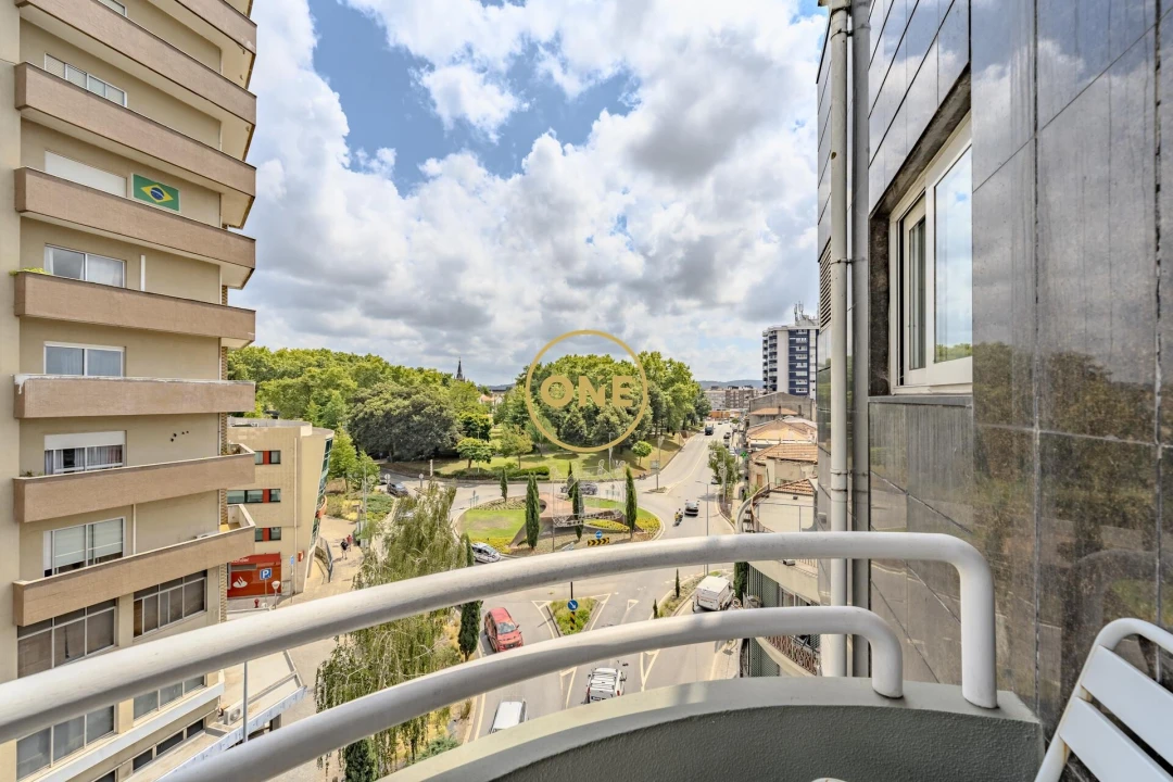 Apartamento T4 para Venda em Bougado (São Martinho e Santiago) Foto 31