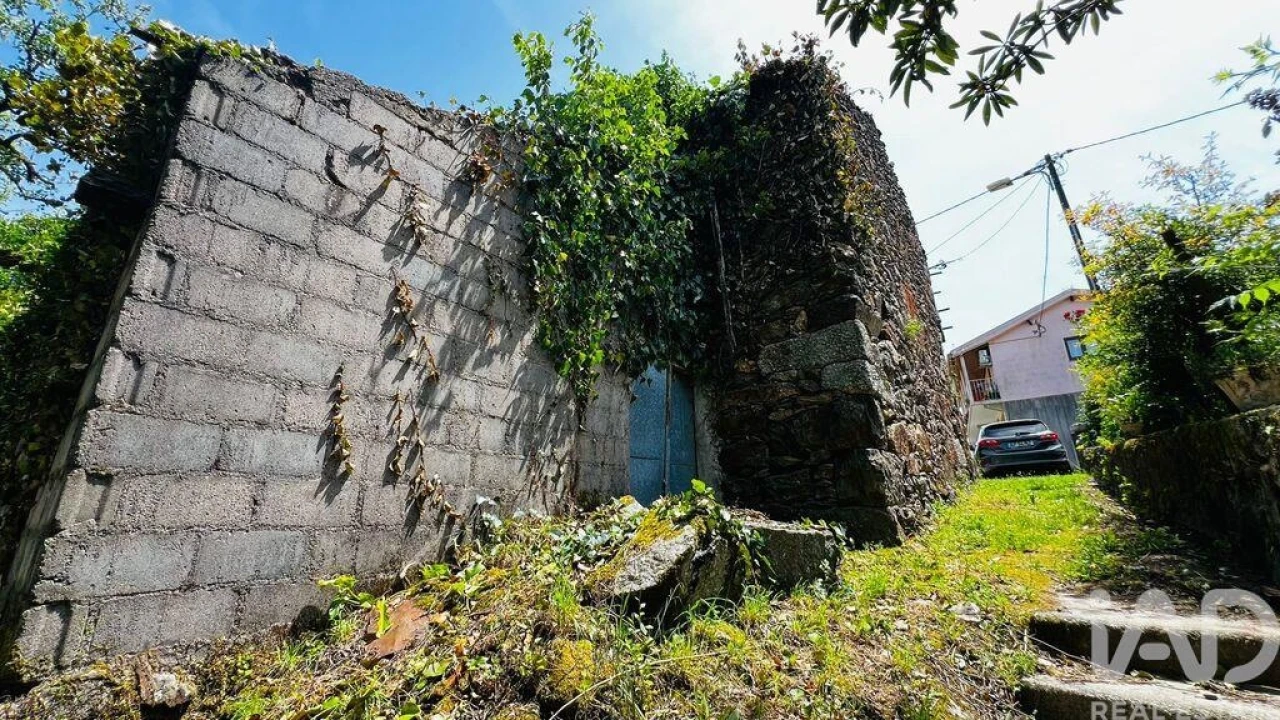 Moradia para Venda em Telões Foto 23