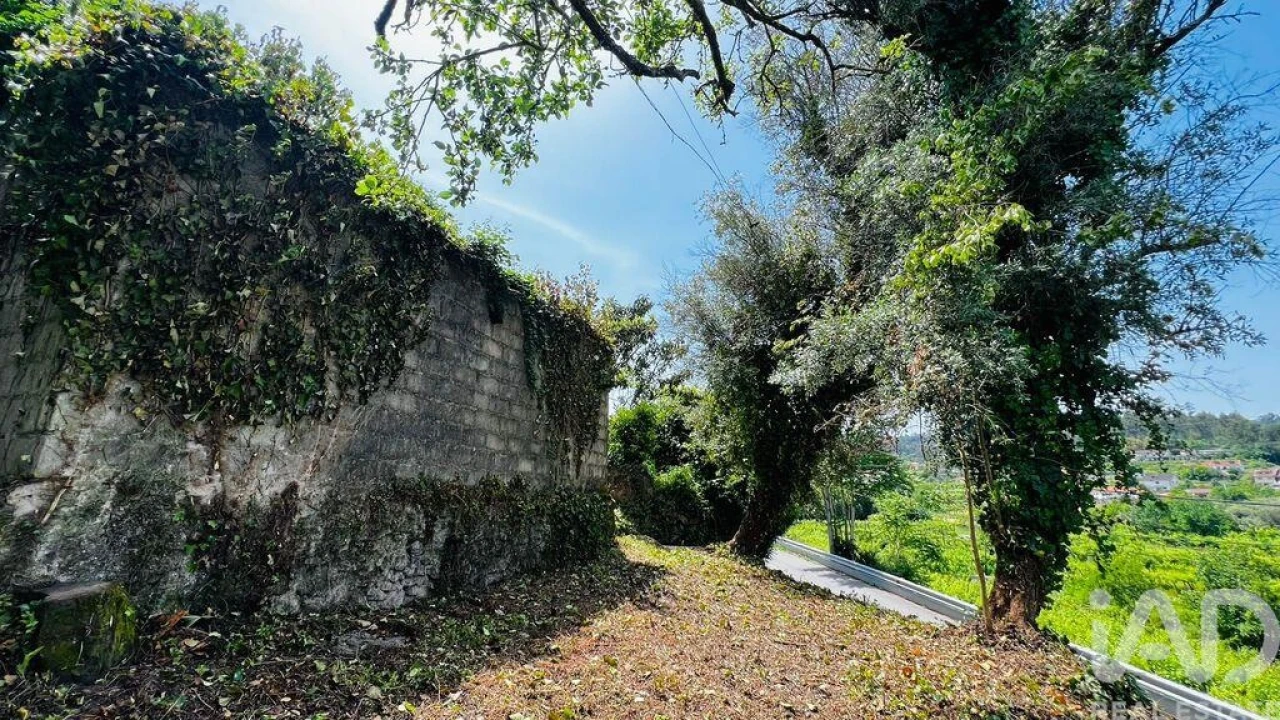 Moradia para Venda em Telões Foto 5